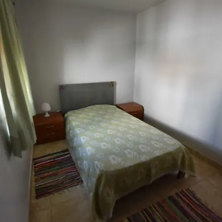 Ferienhaus Bemposta, 4 Bedroom House In Portimao, Algarve *