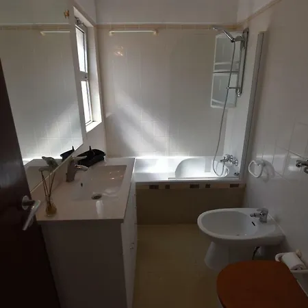 Prázdninový dům Bemposta, 4 Bedroom House In Portimao, Algarve